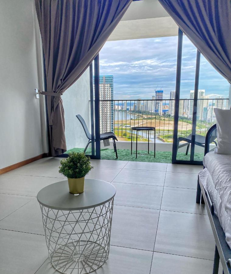 The Landmark Comfort Relax Spacious Sea View By Iz Tanjung Tokong エクステリア 写真