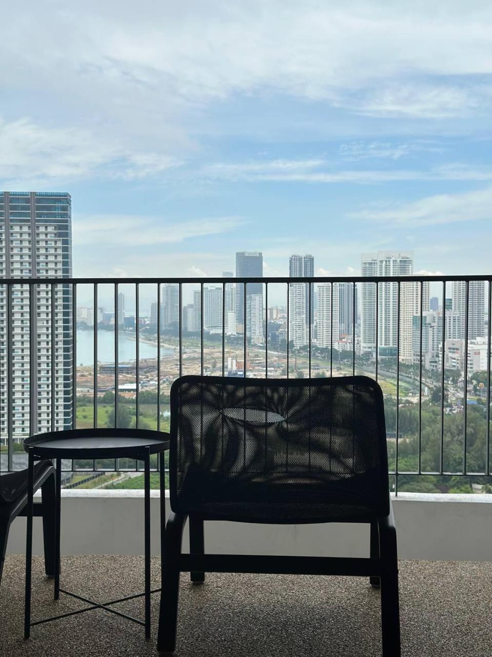 The Landmark Comfort Relax Spacious Sea View By Iz Tanjung Tokong エクステリア 写真