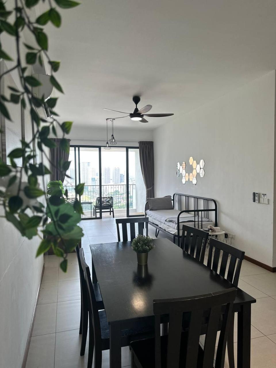 The Landmark Comfort Relax Spacious Sea View By Iz Tanjung Tokong エクステリア 写真